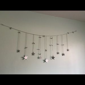 Hanging star picture chain